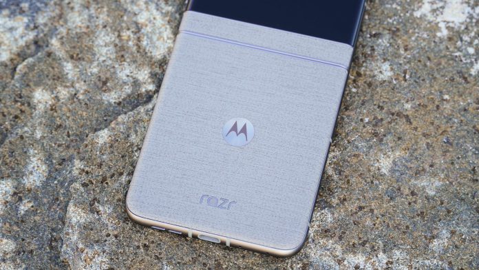Moto Razr 2026: Διαρρέει με λάμψη από κρυστάλλους Swarovski Moto Razr 2026: Διαρρέει με λάμψη από κρυστάλλους Swarovski