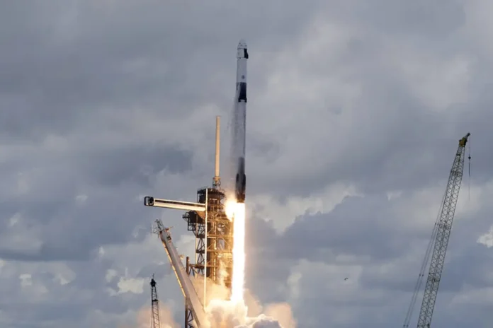 Σελήνη: Πύραυλος της SpaceX έπεσε με ταχύτητα 9.000 χλμ./ώρα Σελήνη: Πύραυλος της SpaceX έπεσε με ταχύτητα 9.000 χλμ./ώρα
