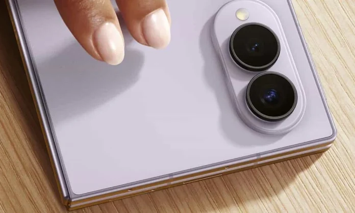Samsung: Επαναλειτουργία εργοστασίου OLED λόγω αναδιπλούμενων Samsung: Επαναλειτουργία εργοστασίου OLED λόγω αναδιπλούμενων