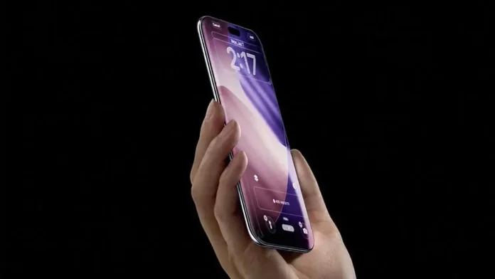 Apple: Άκυρο το γυάλινο επετειακό iPhone για τα 20 χρόνια Apple: Άκυρο το γυάλινο επετειακό iPhone για τα 20 χρόνια
