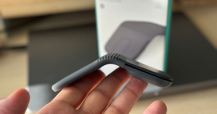 Logitech Mobi Fold Review: Το απόλυτο ποντίκι για ταξίδια Logitech Mobi Fold Review: Το απόλυτο ποντίκι για ταξίδια