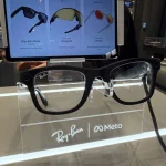 Smart glasses: Η ΕΕ ετοιμάζει έκθεση για τις πρώτες απαγορεύσεις