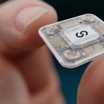 SaxonQ SXQ128: Ο πρώτος κβαντικός υπολογιστής δωματίου