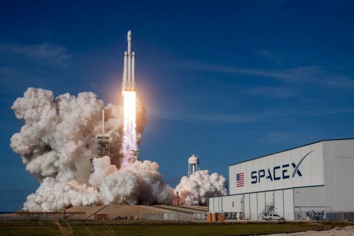 SpaceX: Βουτιά 10% και τεράστιες δαπάνες για AI SpaceX: Βουτιά 10% και τεράστιες δαπάνες για AI