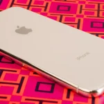iPhone X: Τέλος εποχής για το εμβληματικό κινητό της Apple