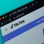 TikTok: 250 απολύσεις και κλείσιμο γραφείων στο Νάσβιλ