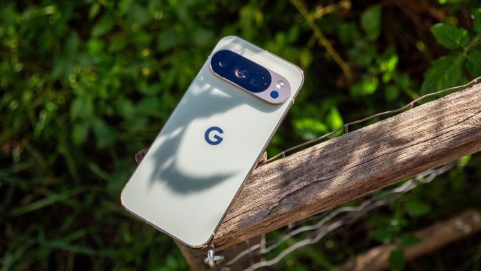 Google Pixel Tag: Έρχεται tracker για να μη χάνεις τίποτα; Google Pixel Tag: Έρχεται tracker για να μη χάνεις τίποτα;