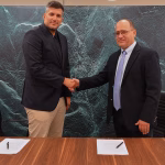 Δορυφόροι στην Ελλάδα: Συμφωνία ICEYE και Adamant Composites για μαζική παραγωγή